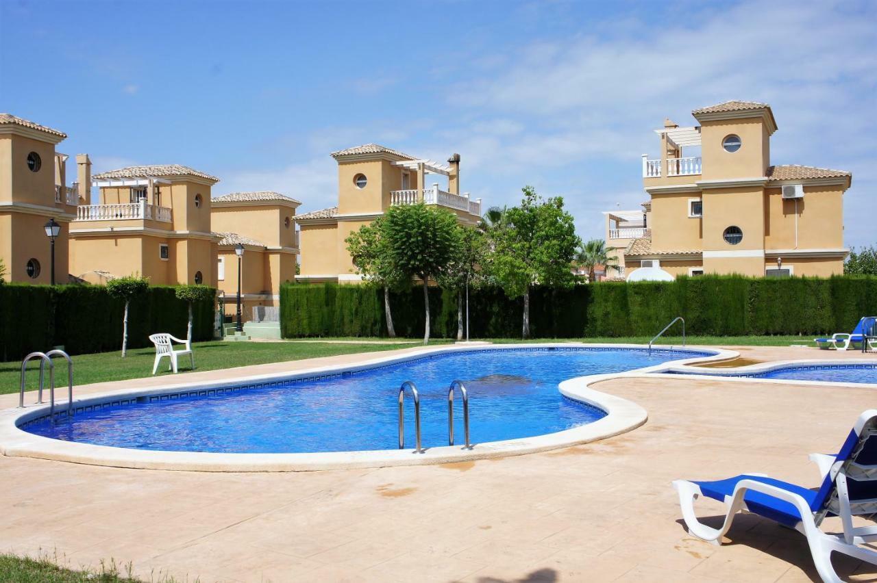 Villa Las Tres Perlas Algorfa Exteriör bild